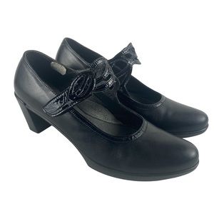 NAOT Womens Leather Mary Jane Round Toe Heels Black Size 39
